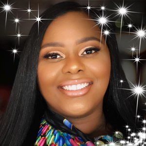 Meet your Posher, Shay